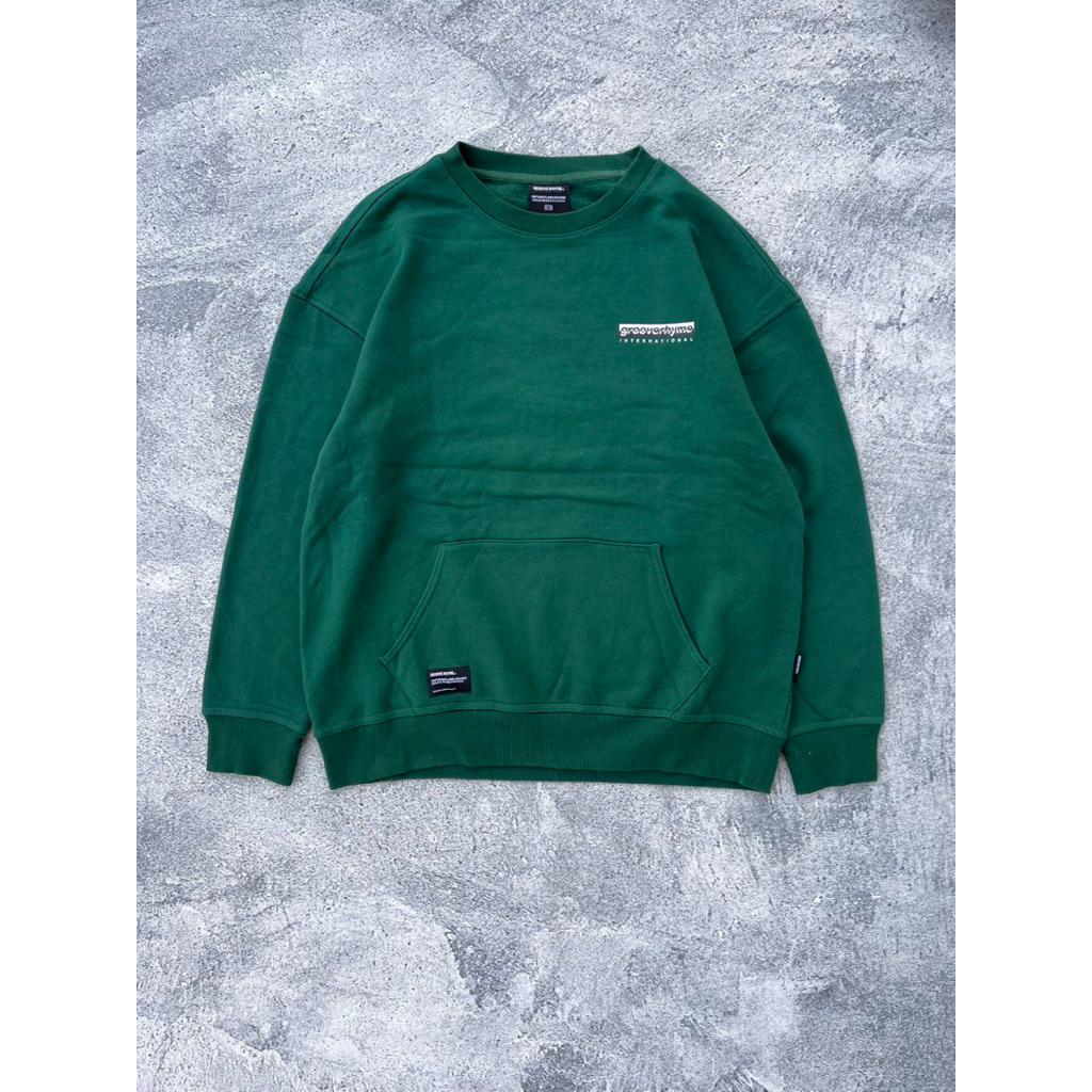 Crewneck Grooverhyme Sweater Pria