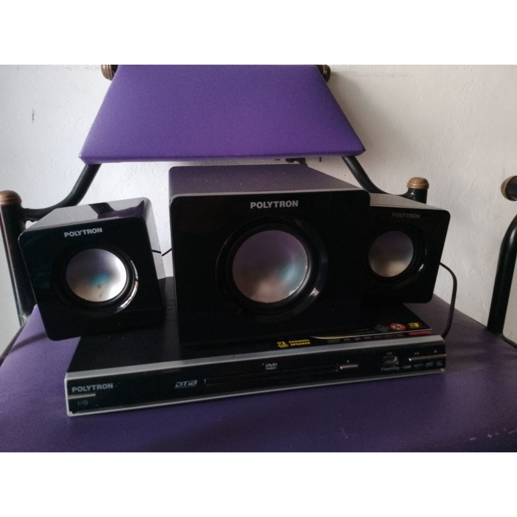 DVD polytron DTIB(dvd theater in box) bekas