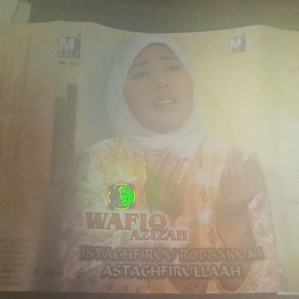 kaset pita WAFIQ AZIZAH A201