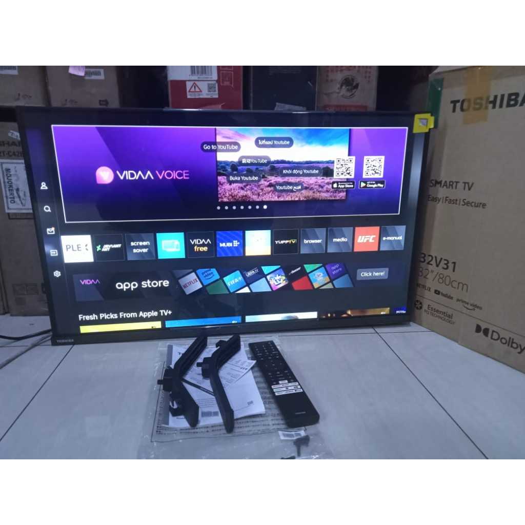 TV LED Toshiba 32 inci HD SMART TV YouTube Digital TV Kondisi bekas pemakaian 6379F
