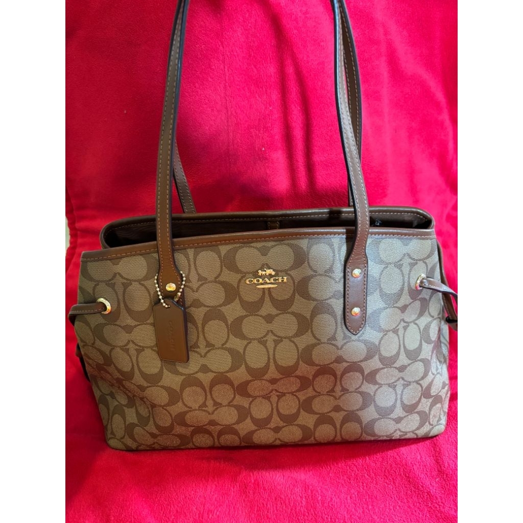 preloved coach drawstring carryall