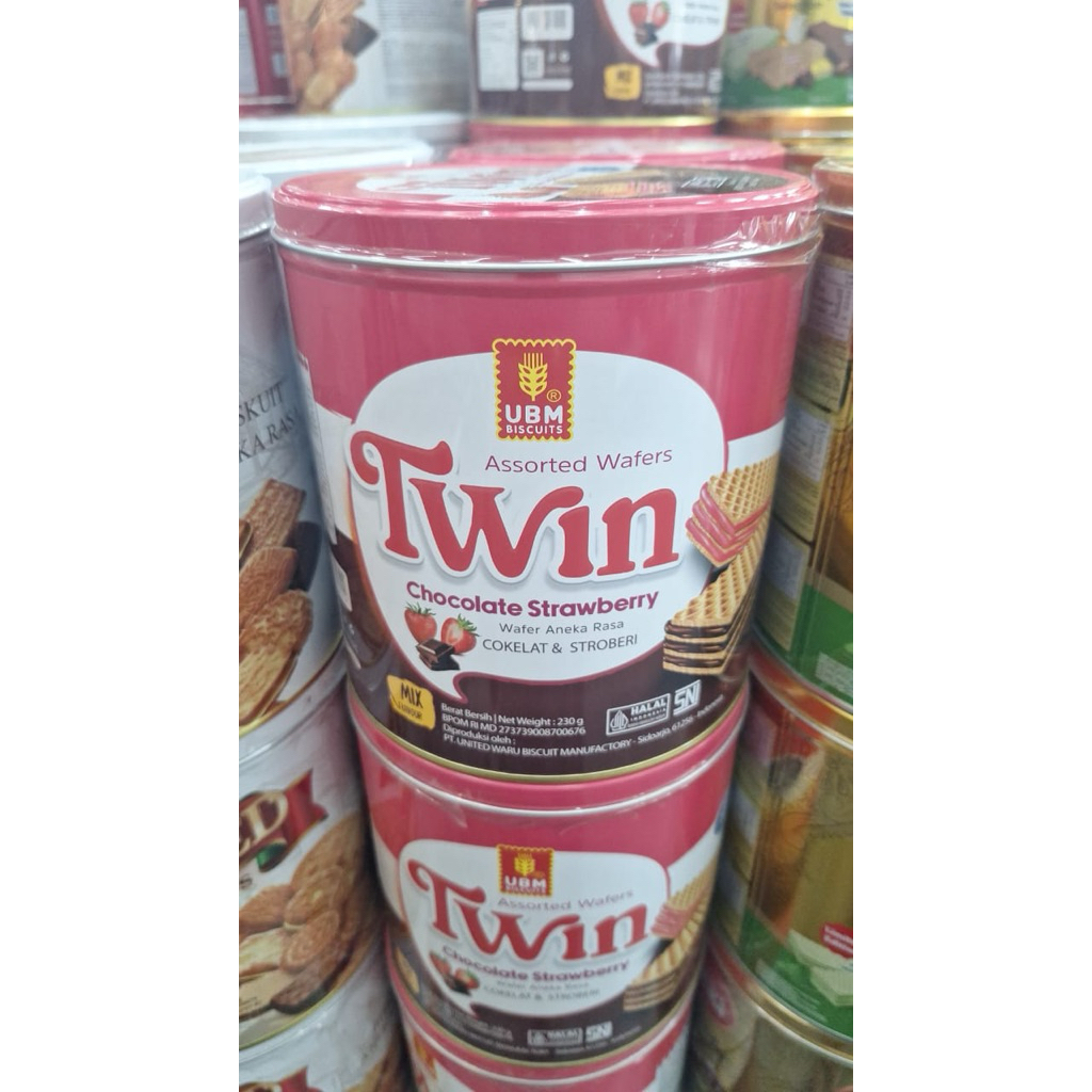 UBM Wafer TWIN assorted 230gr kaleng