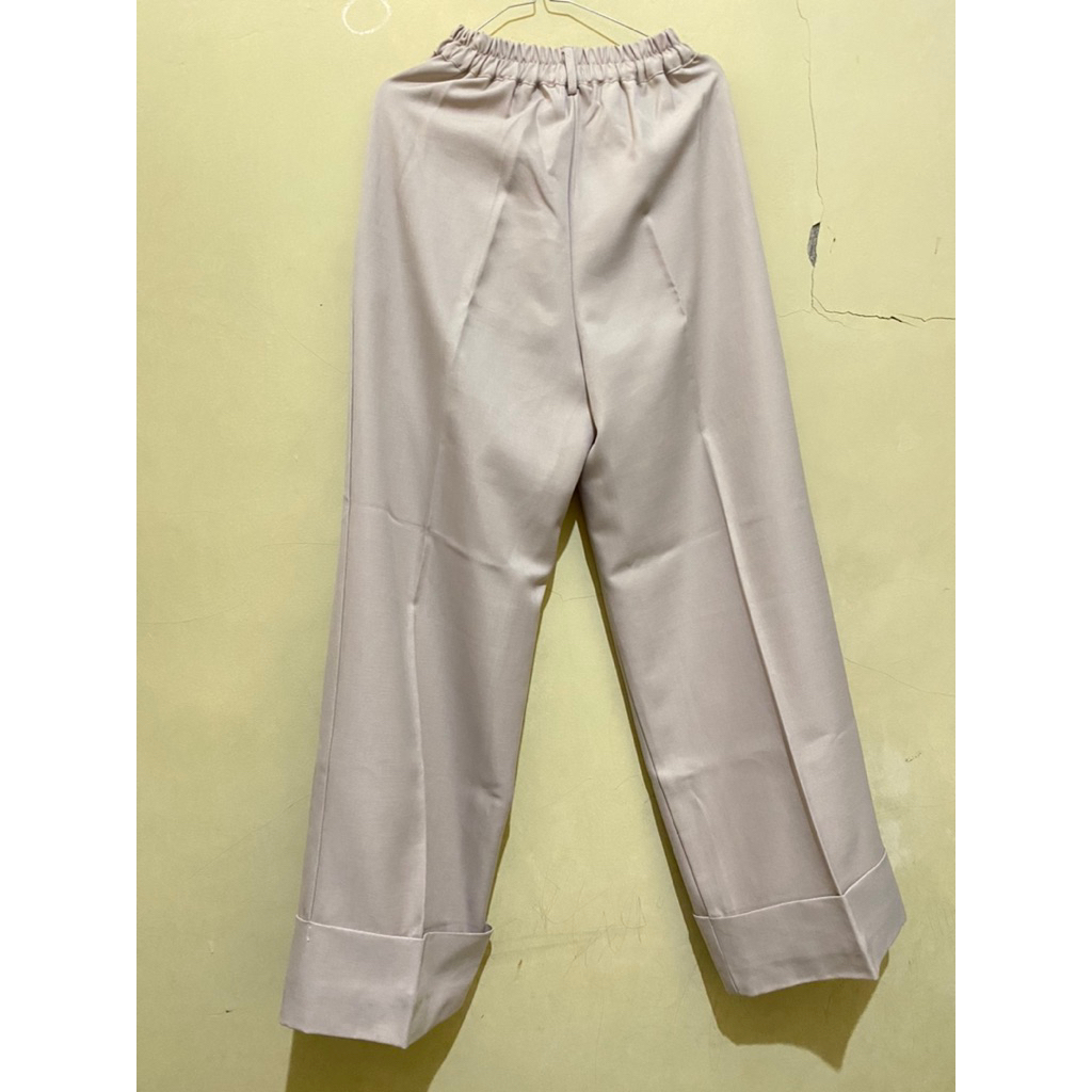 PRELOVED CELANA KULOT BY YEONA SIZE S/M