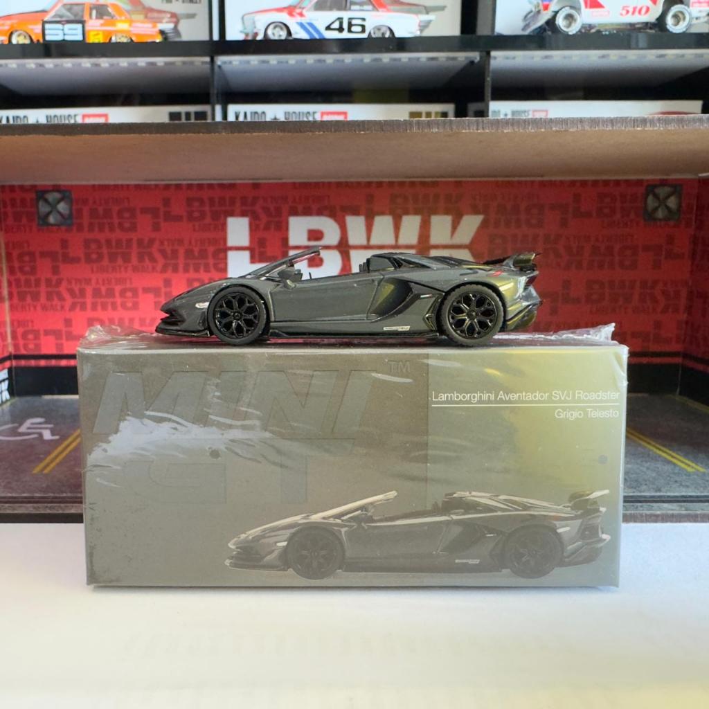 Mini GT 425 Lamborghini Aventador SVJ Roadster Grigio Telesto