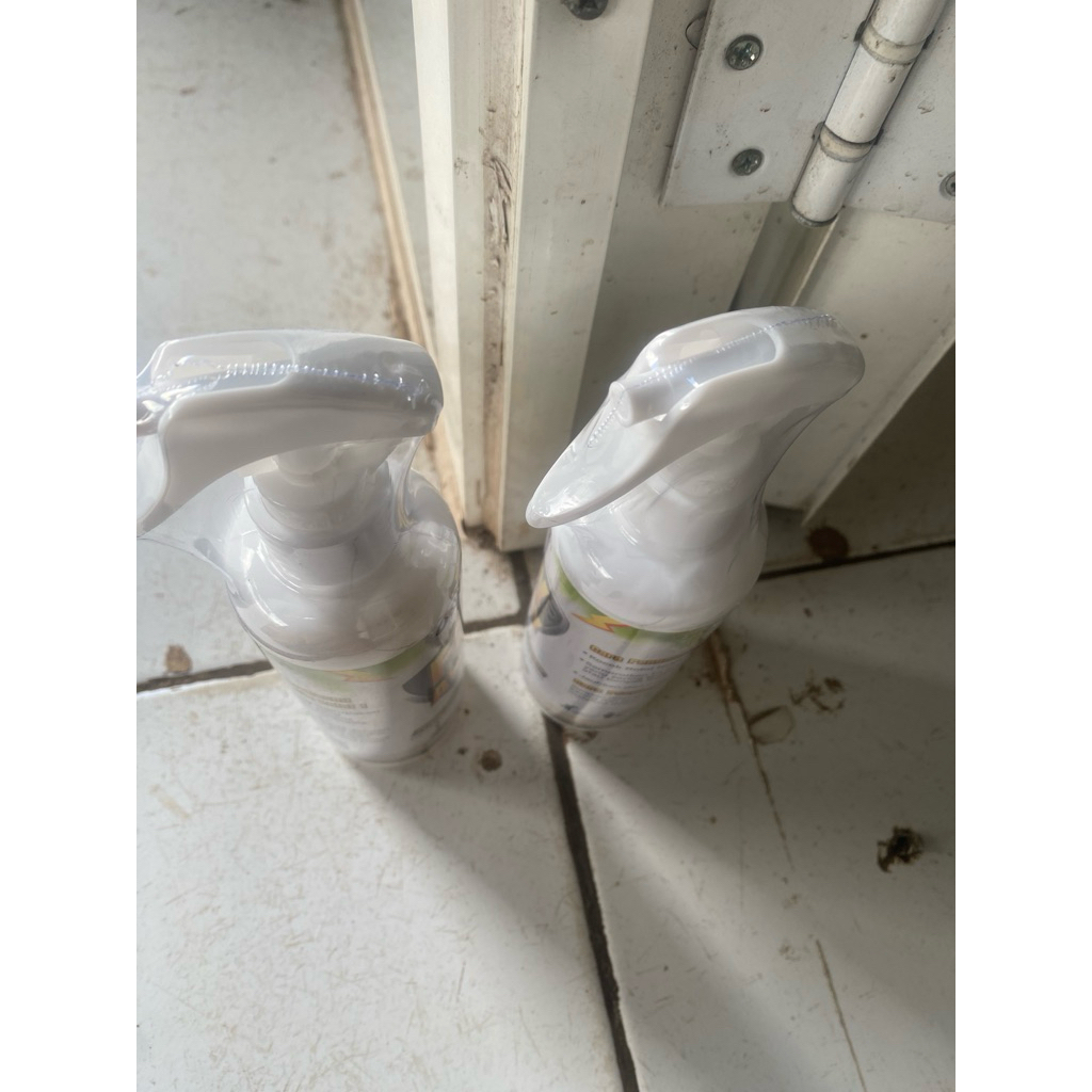 semprotan racun lalat