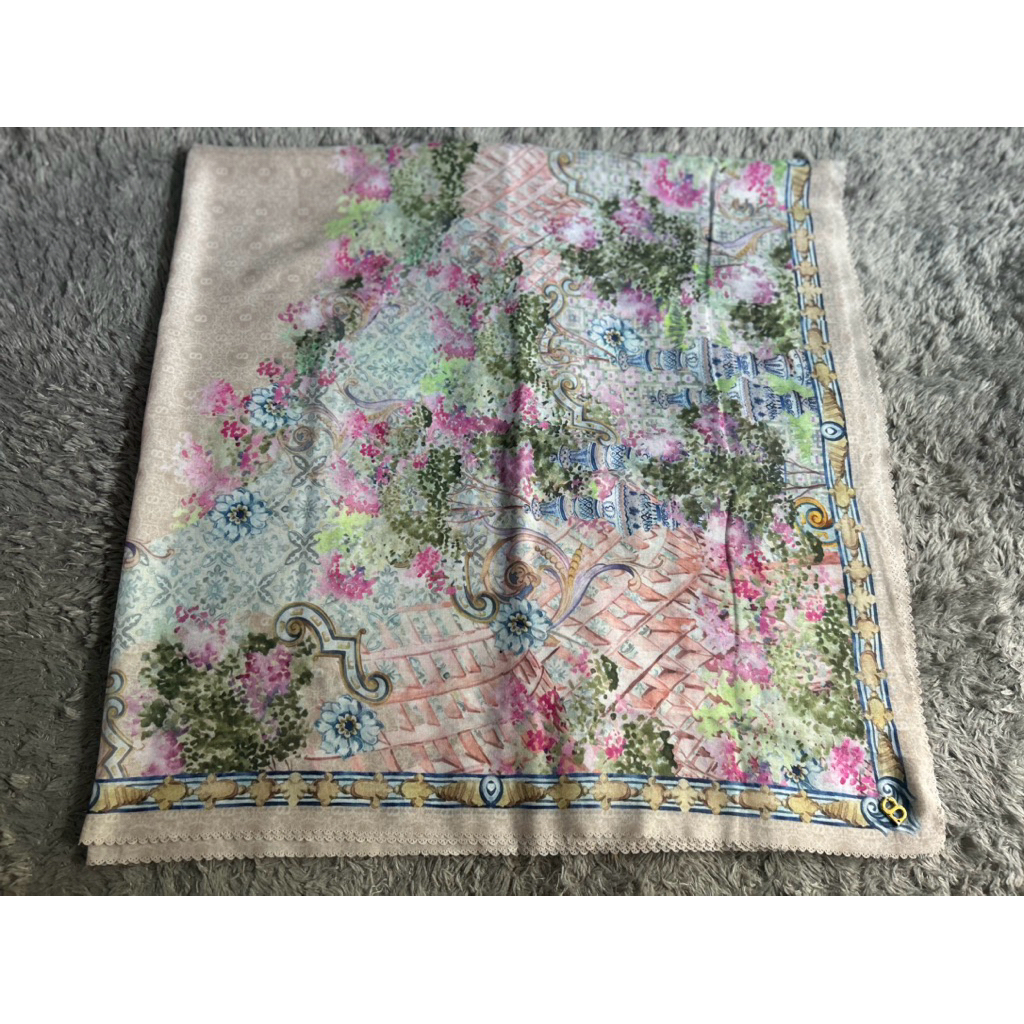 Buttonscarves Sevilla