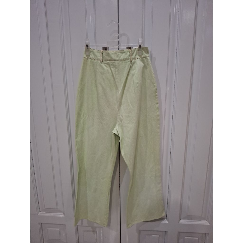 Celana Kulot Straight Wanita Warna Hijau Muda Size S