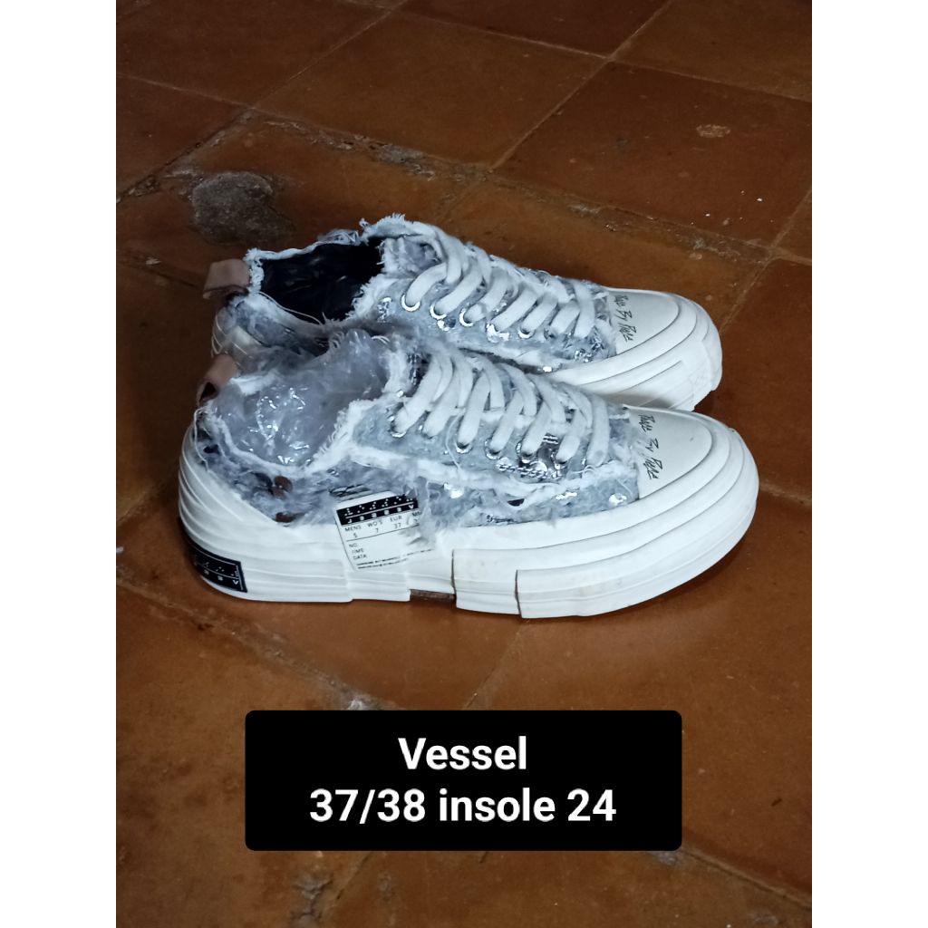 xVessel 37/38 insole 24