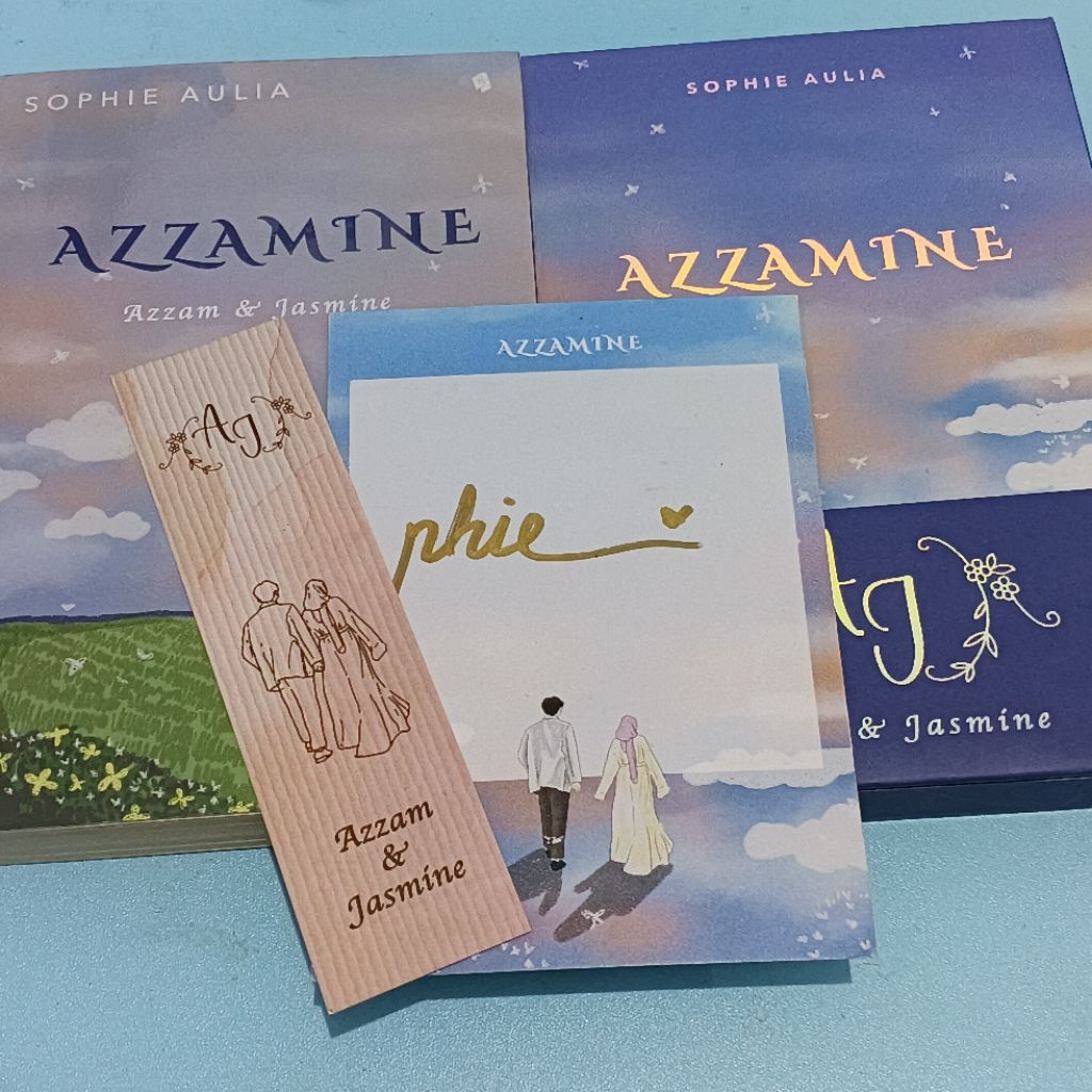 PRELOVED NOVEL AZZAMINE (Sophia Aulia)