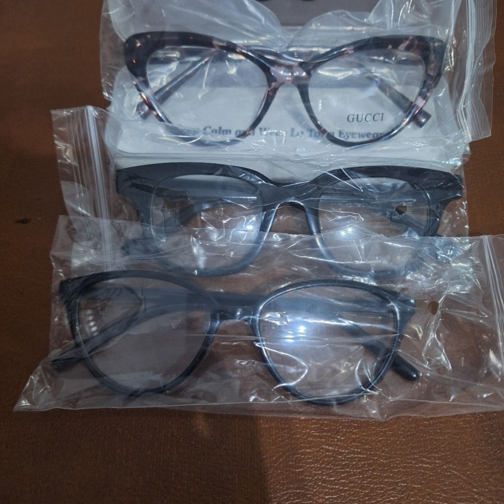 Frame Kacamata Cat eye dan Kotak