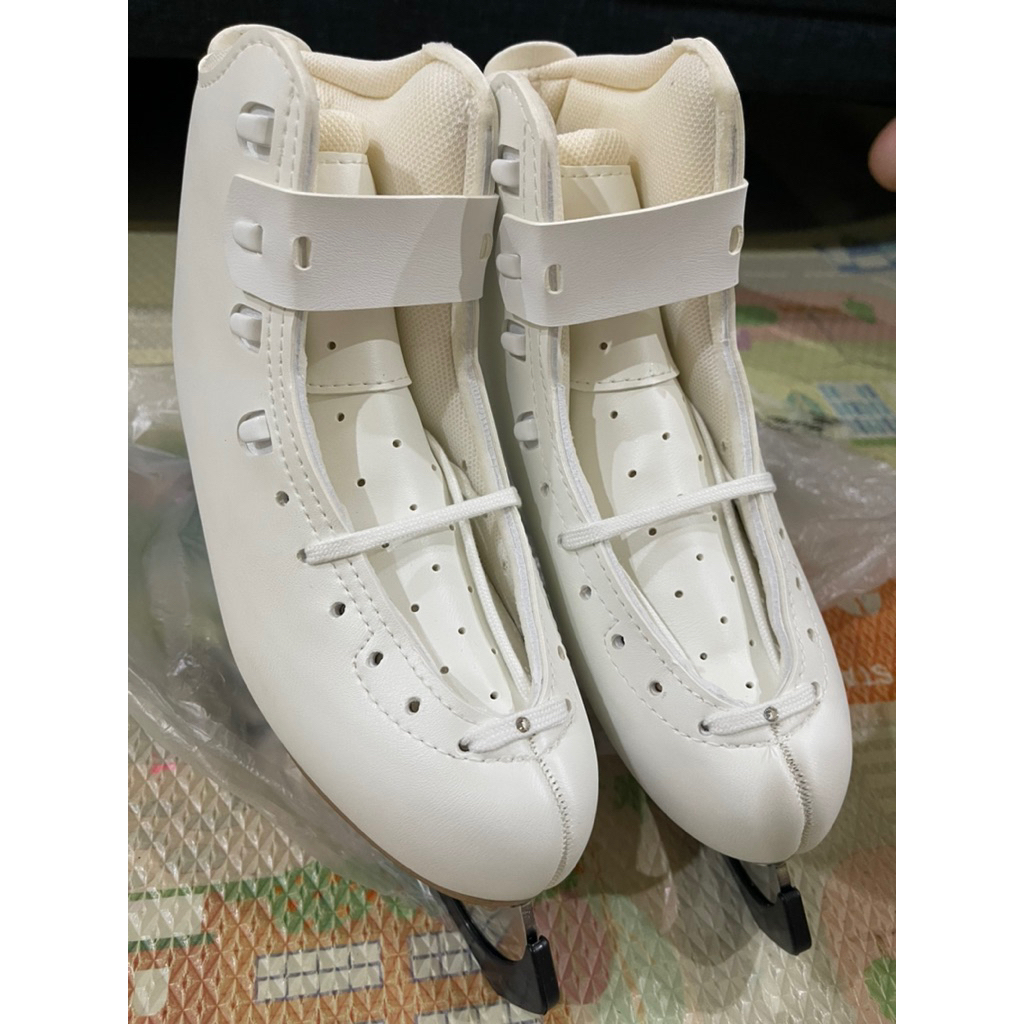 Edea Tempo - Ice Skating Shoes