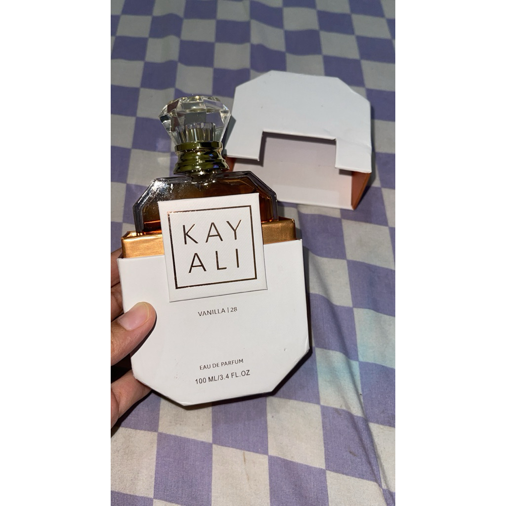 PRELOVED PARFUM KAYALI VANILLA 28 ORIGINAL 95%