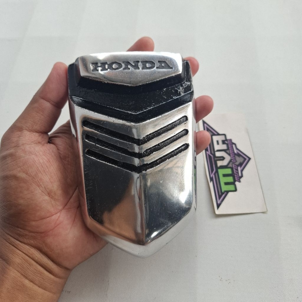 EMBLEM DASI ASTREA PRIMA PANEL DASI ASTREA PRIMA HONDA DREAM VIETNAM BAHAN ALMUNIUM