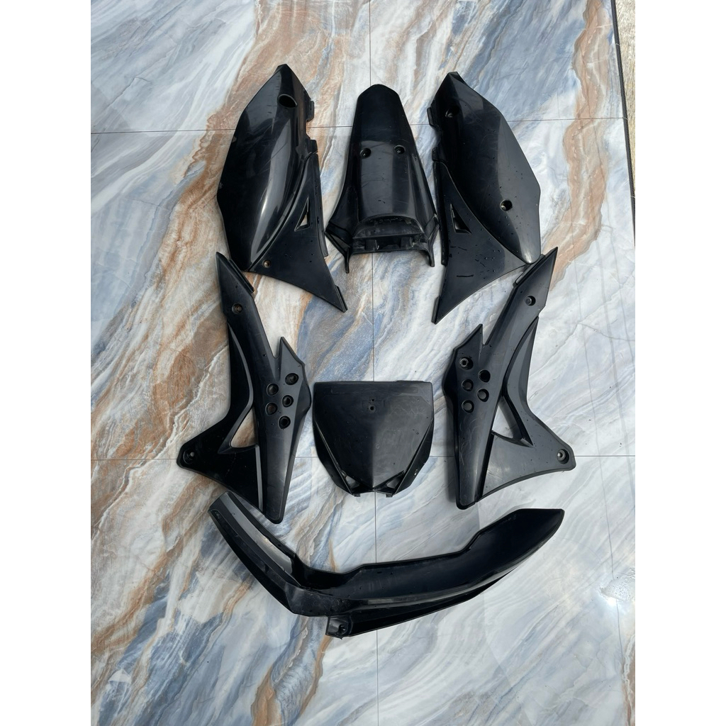 cover body klx gordon gordons gordon’s hitam bekas second tanpa tangki dan jok