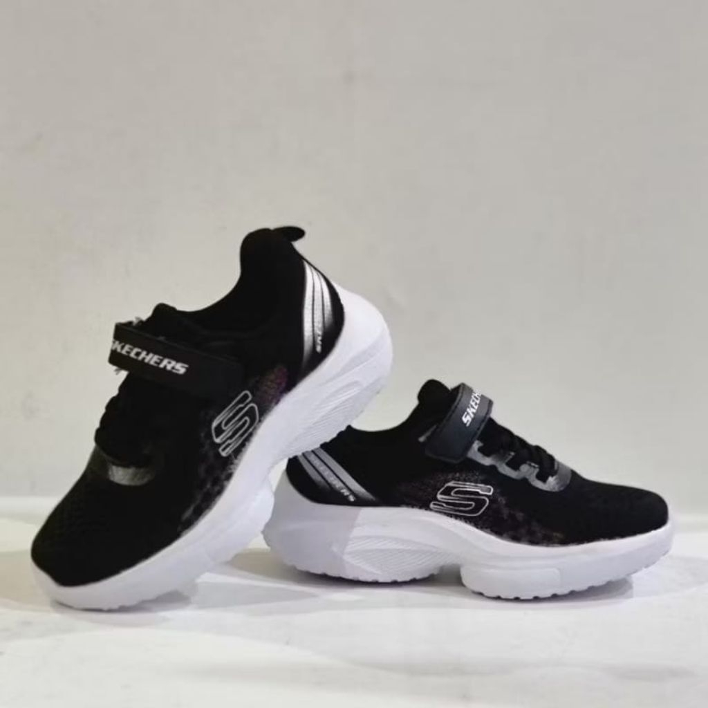 Skechers Anak Sekolah Hitam Premium
