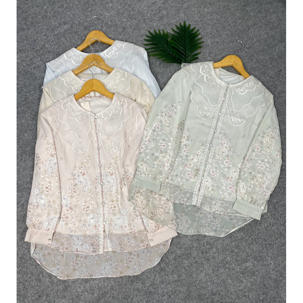 Blouse Kerah Bordir Tile + Renda Premium [Motif Bunga]