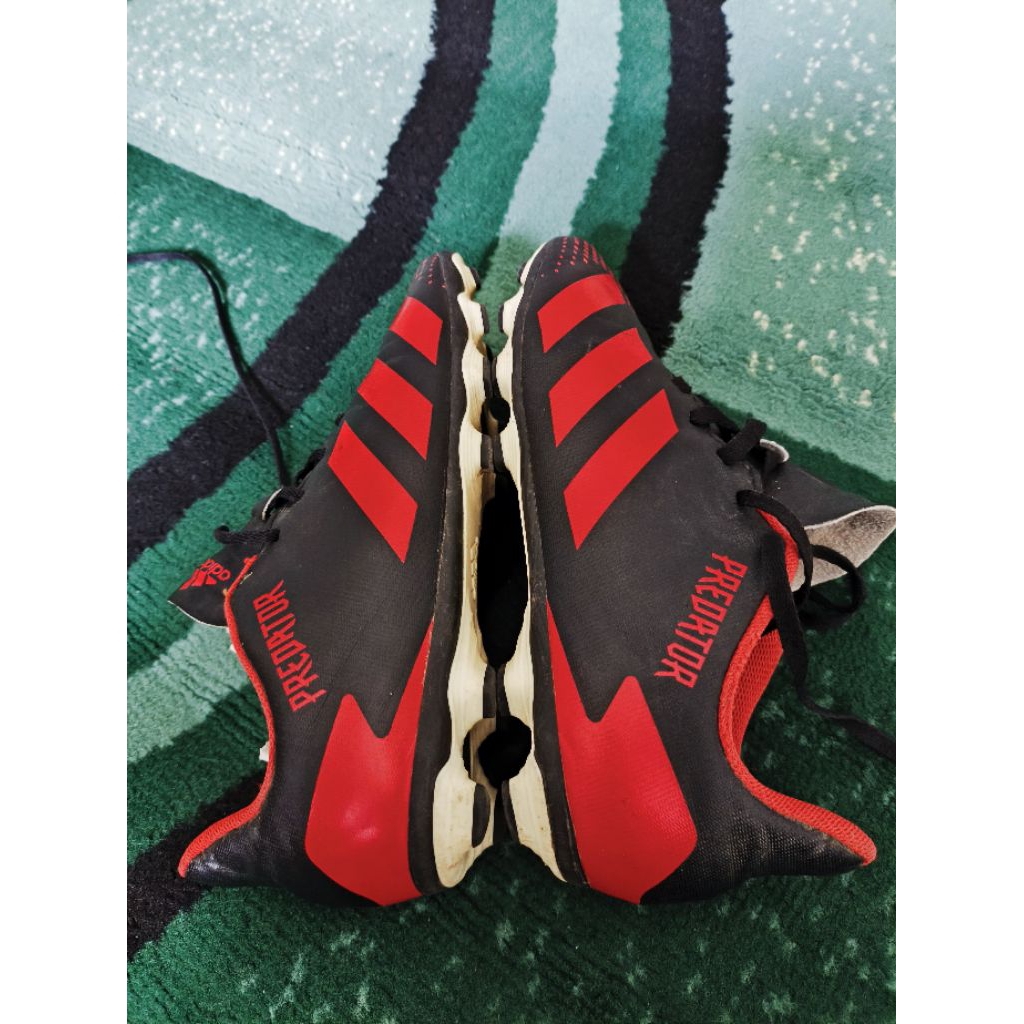 SEPATU BOLA ADIDAS NO 38 SECOND BEKAS ORIGINAL