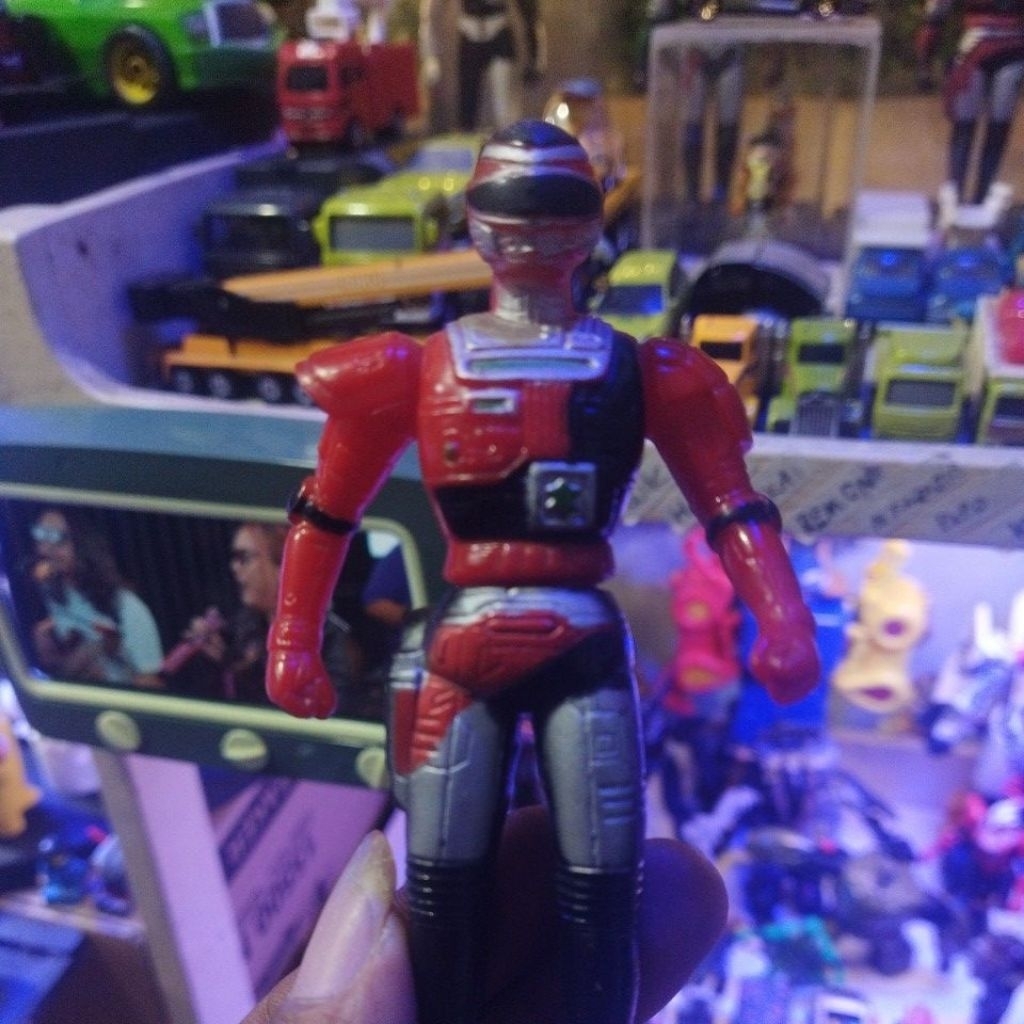 Winspector merah langka