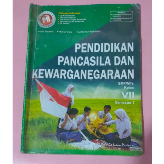 BUKU PENDIDIKAN PANCASILA DAN KEWARGANEGARAAN PT INTAN PARIWARA - BUKU PPKN PT INTAN PARIWARA - SMP 