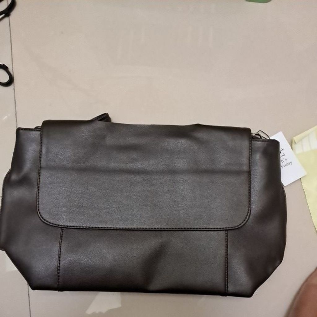 TGIF TAS LOKAL BRAND