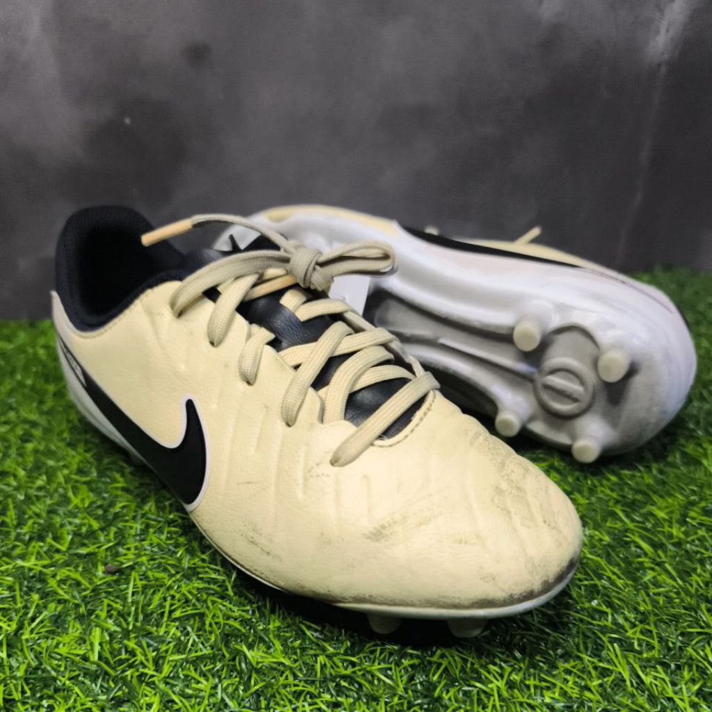 Sepatu Bola Nike original Sepatu bola anak nike asli ukuran 35,5