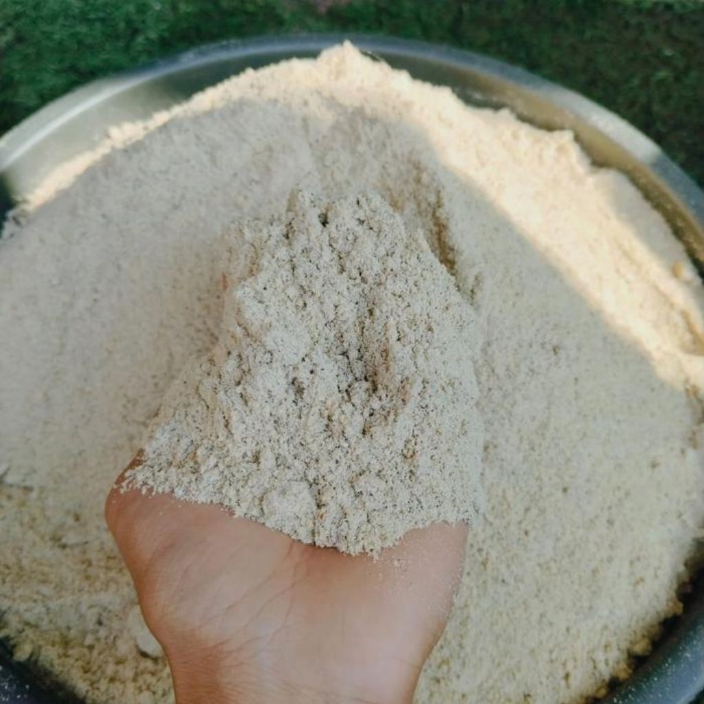 1 kg sekam padi halus untuk pakan ternak/Dedak bekatul Menir Murni/Dedak padi super