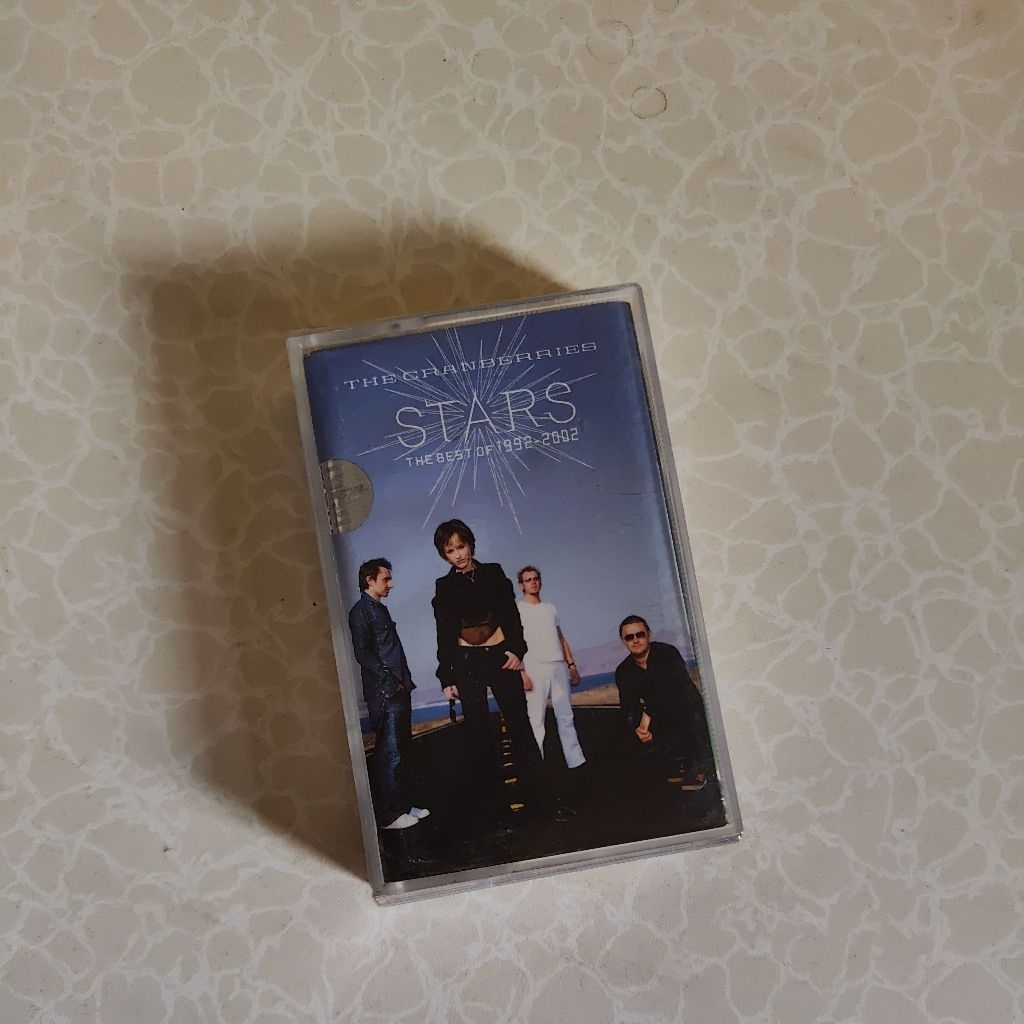 Kaset Pita The Cranberries - Stars The Best Of 1992~2002 Original Mulus