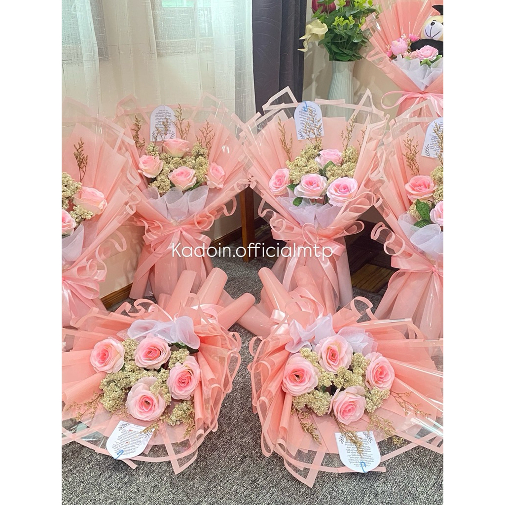 Buket bunga mawar artificial / buket bunga edelwes / buket ulang tahun / buket wisuda / hadiah ulang