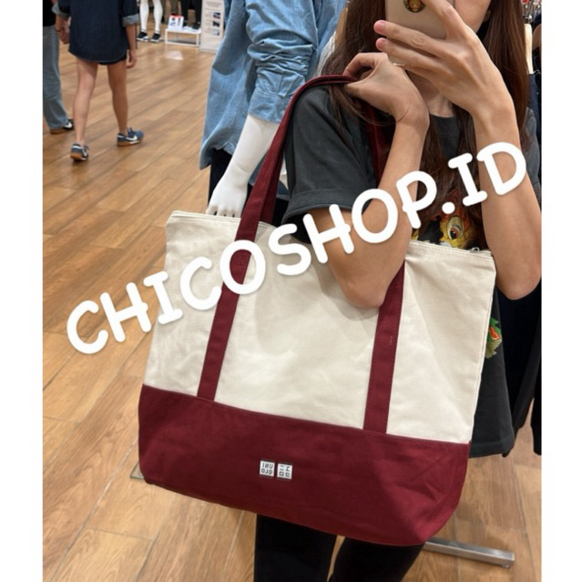 UNIQLO CANVAS TOTEBAG LIMITED