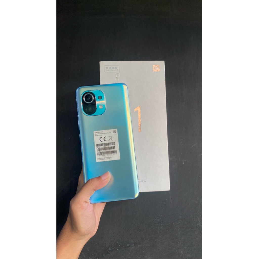 XIAOMI MI 11 8/256 (Handphone Second)