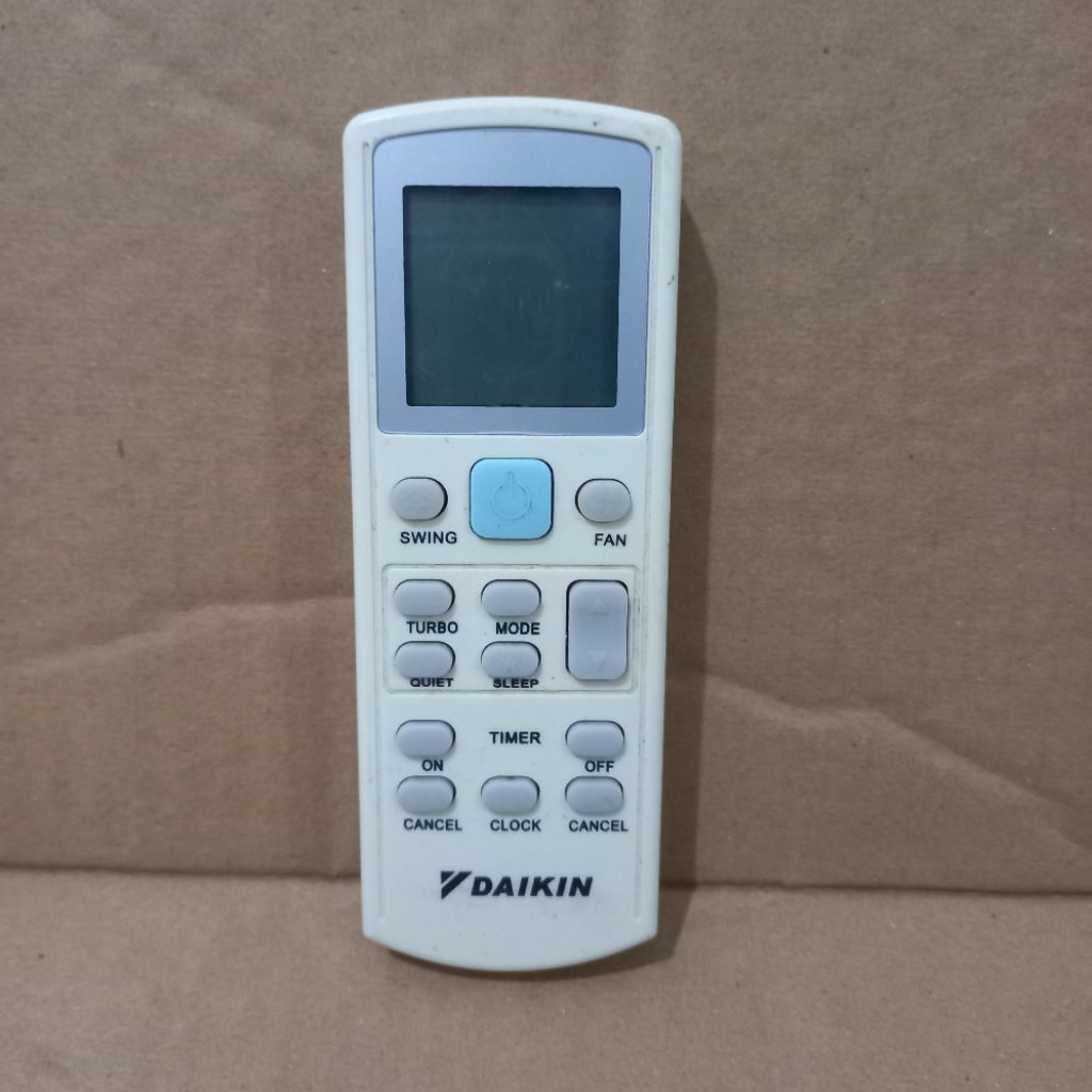 Remote Remot AC DAIKIN Original Asli . AC DAIKIN .