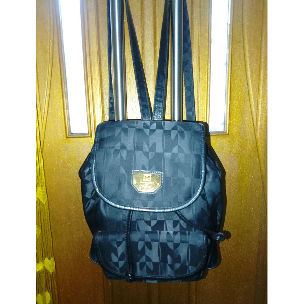 Tas Ransel Backpack Wanita Metro City Preloved