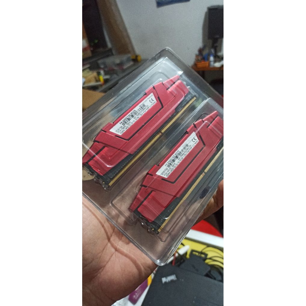 G skill Ripjaws V DDR4 8gb-2400mhz (2*4gb)
