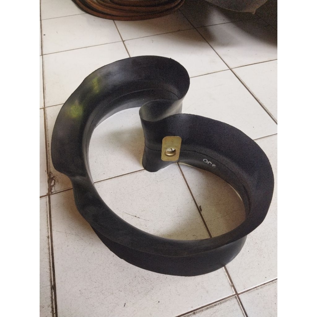 Flap Tyre plat / Ban perut plat truk 825-16 / 825R16 / 825 16