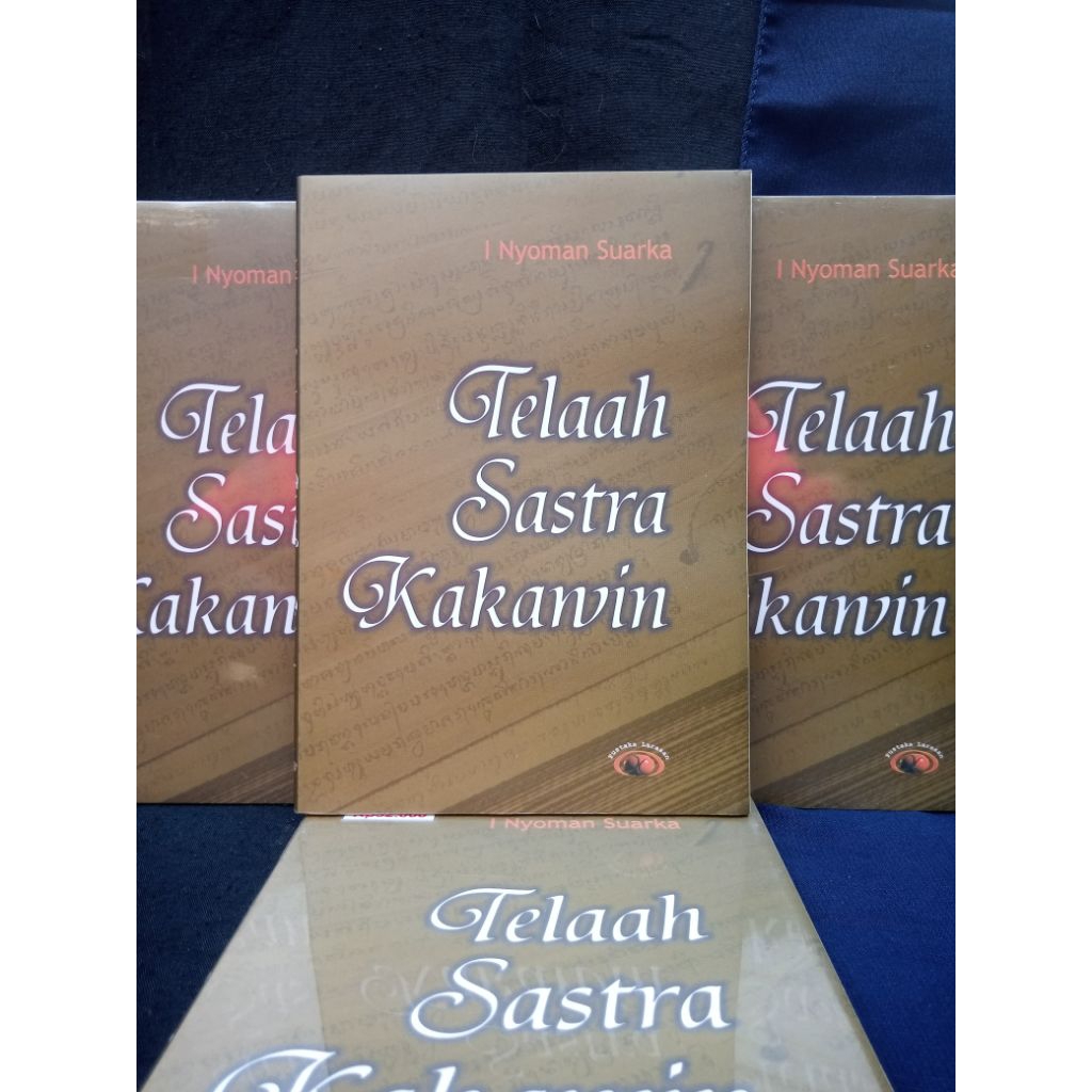 Telaah Sastra Kakawin I Nyoman Suarka