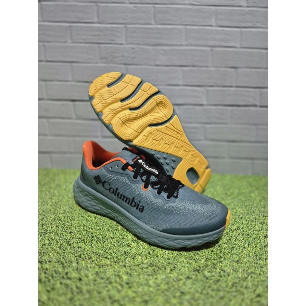Sepatu Columbia Konos Featherweight Shoes Trail Running