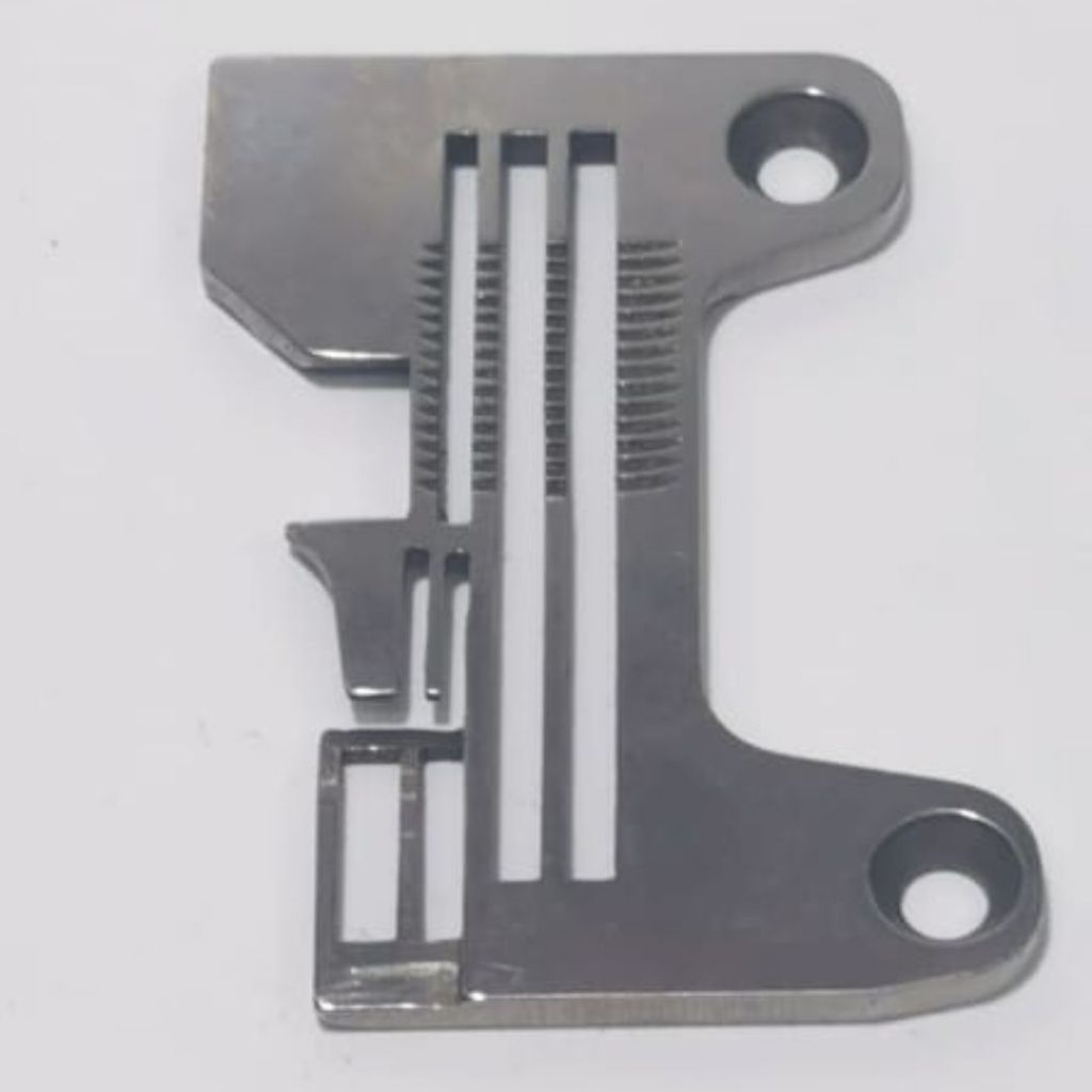 277505R40  Needle Plate / Plat Gigi Mesin Jahit Obras PEGASUS EX / SINGER 323D Benang 4 Lidah Sedang