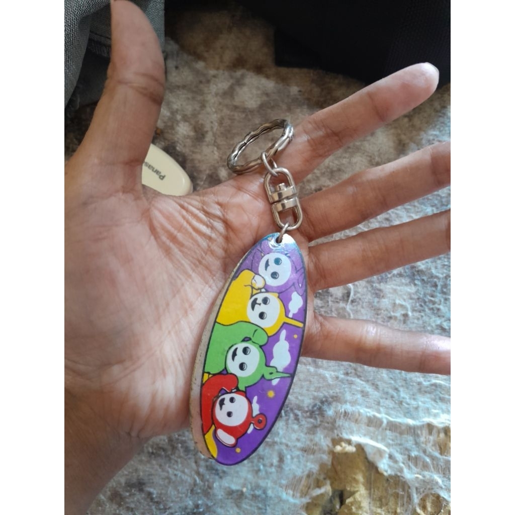 gantungan kunci akrilik teletubies jadul