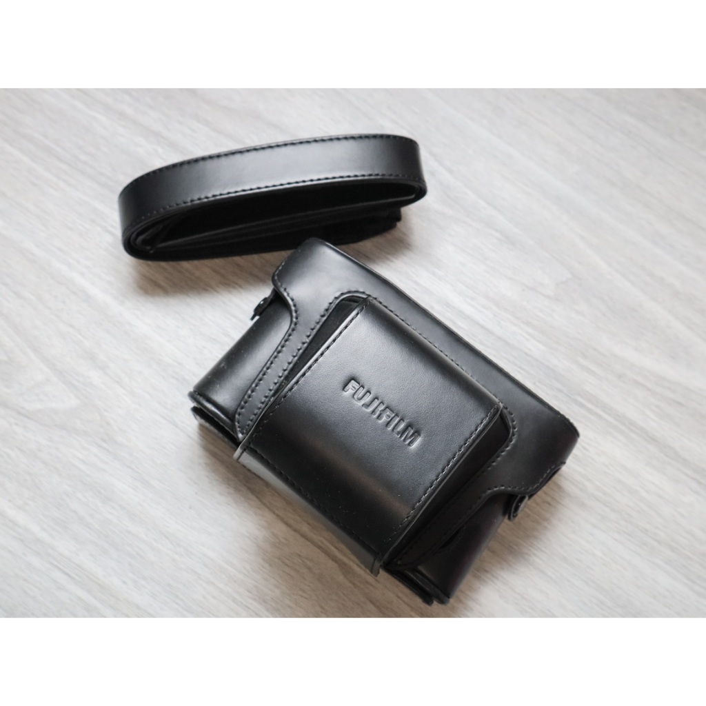 Fujifilm Leather Case for Fujifilm X-Pro1 - Brand New Old Stock