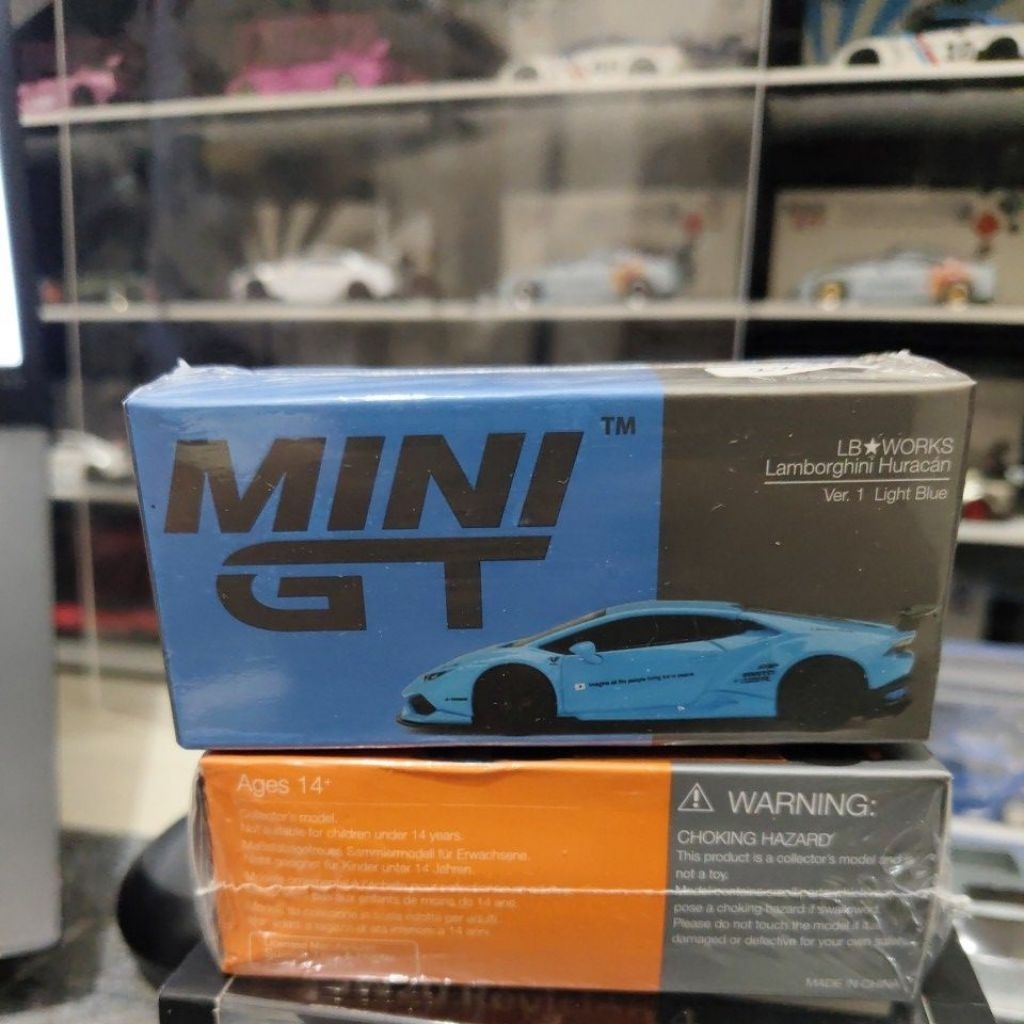 MINI GT #189 LBWK LAMBORGHINI HURACAN VER 1 LIGHT BLUE SEGEL