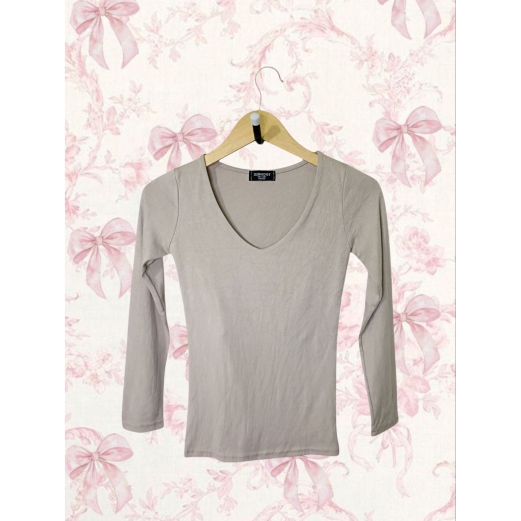 Longsleeve Vneck Fitbody Top Beige Ozbridge