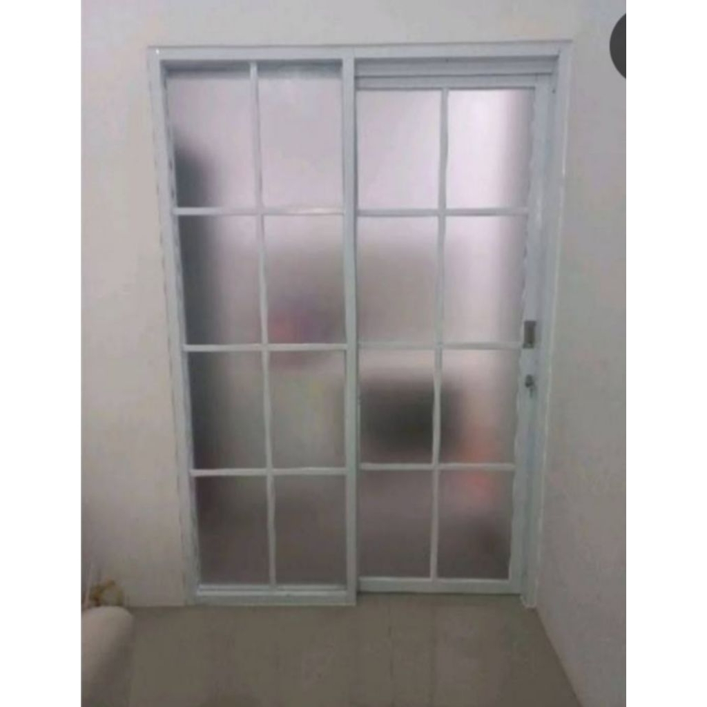 PINTU SLIDING ALUMINIUM GANDENG KACA MATI ORNAMEN UKURAN 200X160CM