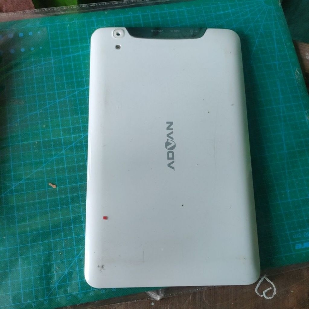 Tablet Advan 10" mati