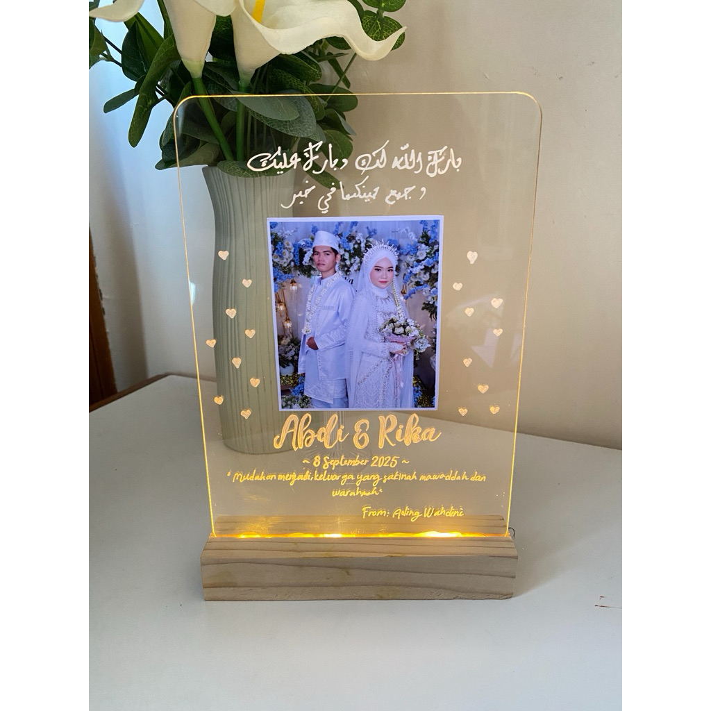 AKRILIK LED BISA COSTUM TULISAN DAN FOTO