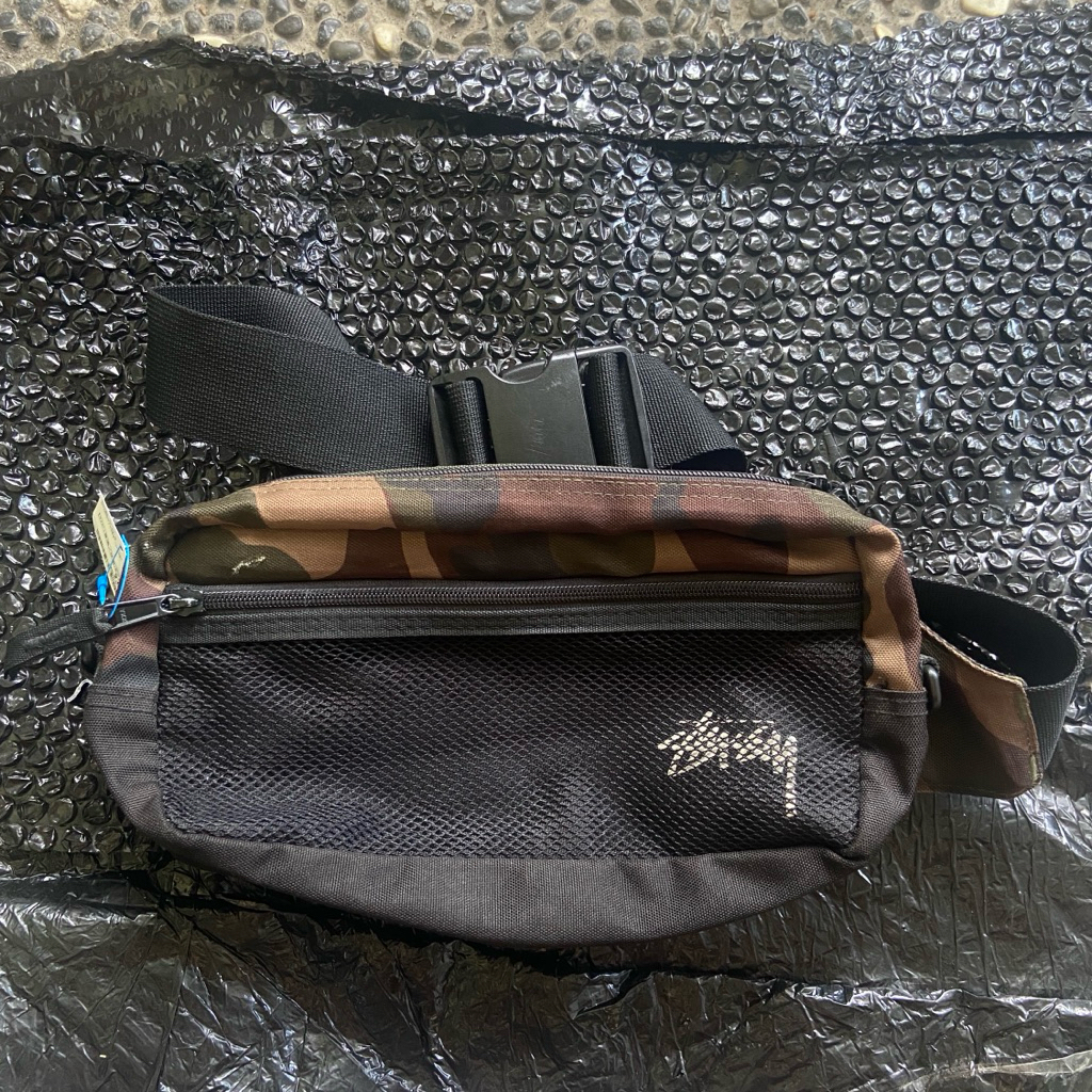 STUSSY CAMO WAIST BAG