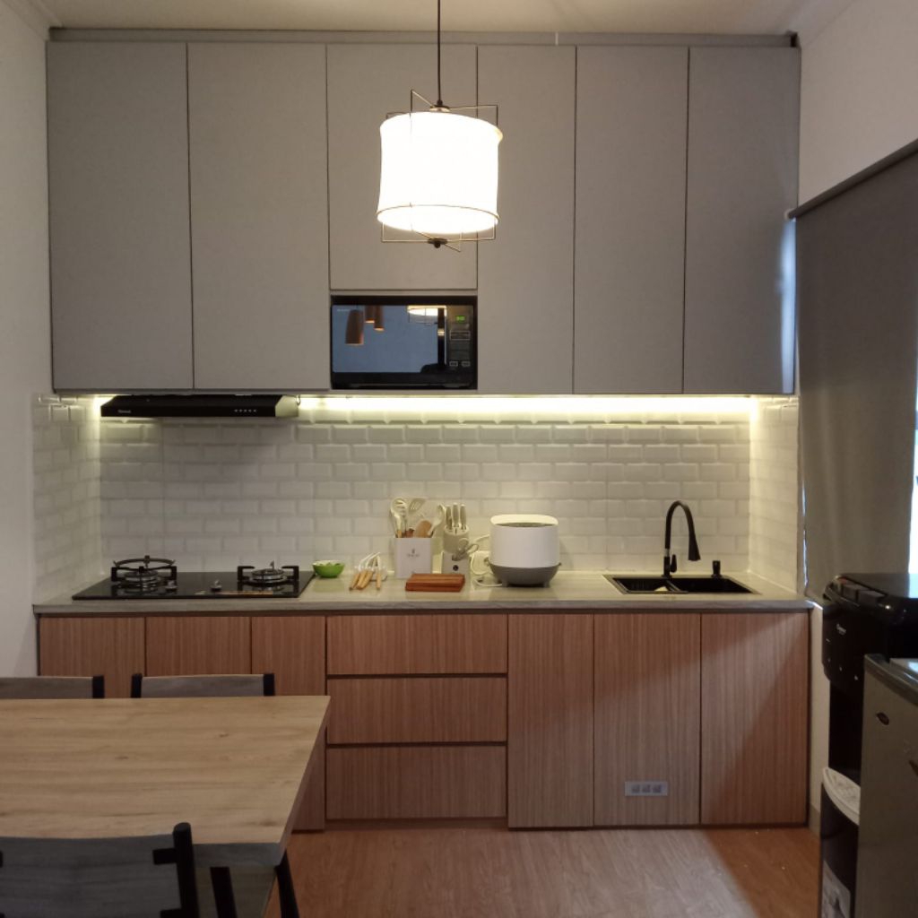 KITCHEN SET CUSTOM BAHAN BLOKMIN FINISHING HPL TACO// KITCHEN SET MINIMALIS// TEMA SERAT KAYU DAN SI