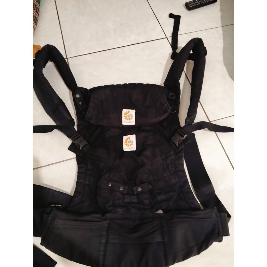Gendongan ergo baby adapt PL
