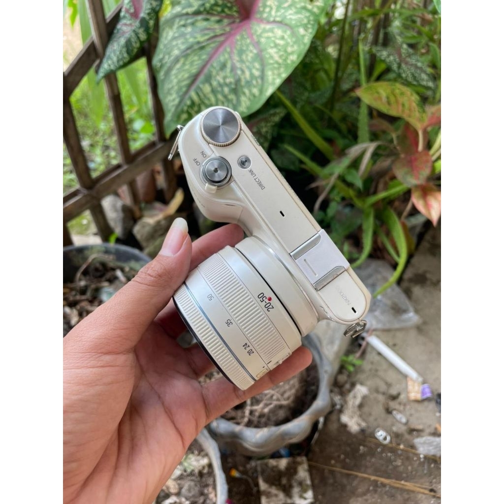 Samsung nx2000 putih kit