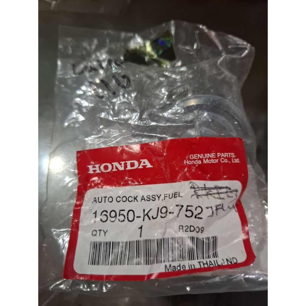 AUTOCOCKFUELASSY VAKUM BENSIN VARIO BEAT ORIGINAL16950-KJ9-752