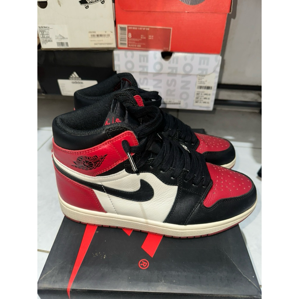 Air Jordan 1 High (Bred Toe)